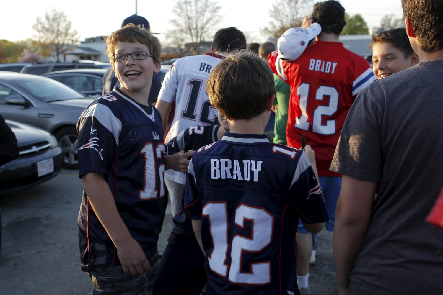 Tom Brady Jersey, Gear Sales Spike After NFL Deflategate