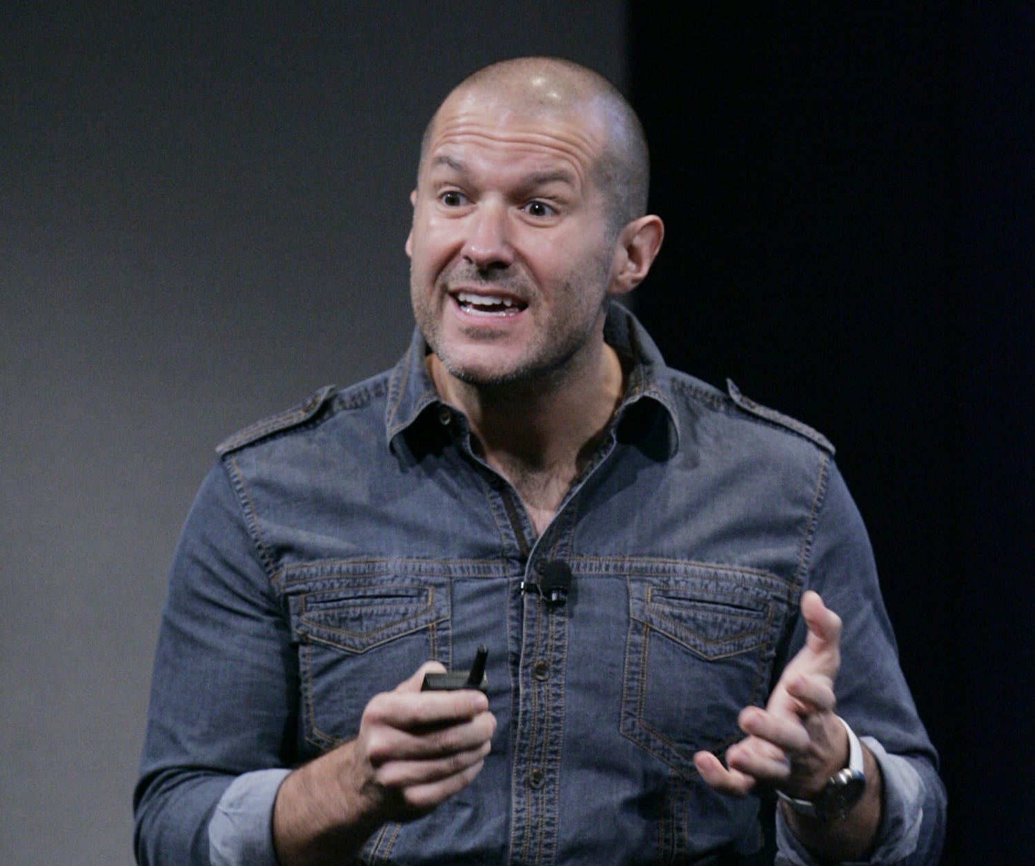 Jony ive. Jonathan ive Steve jobs.