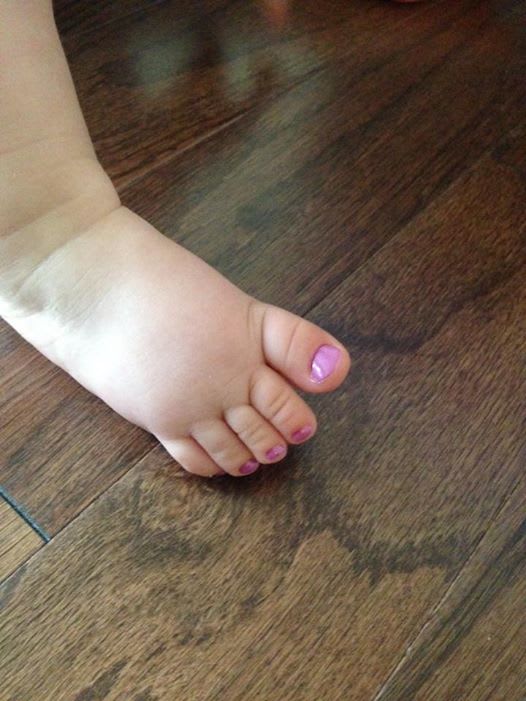 Pretty feet with bbw Feet: 4,711