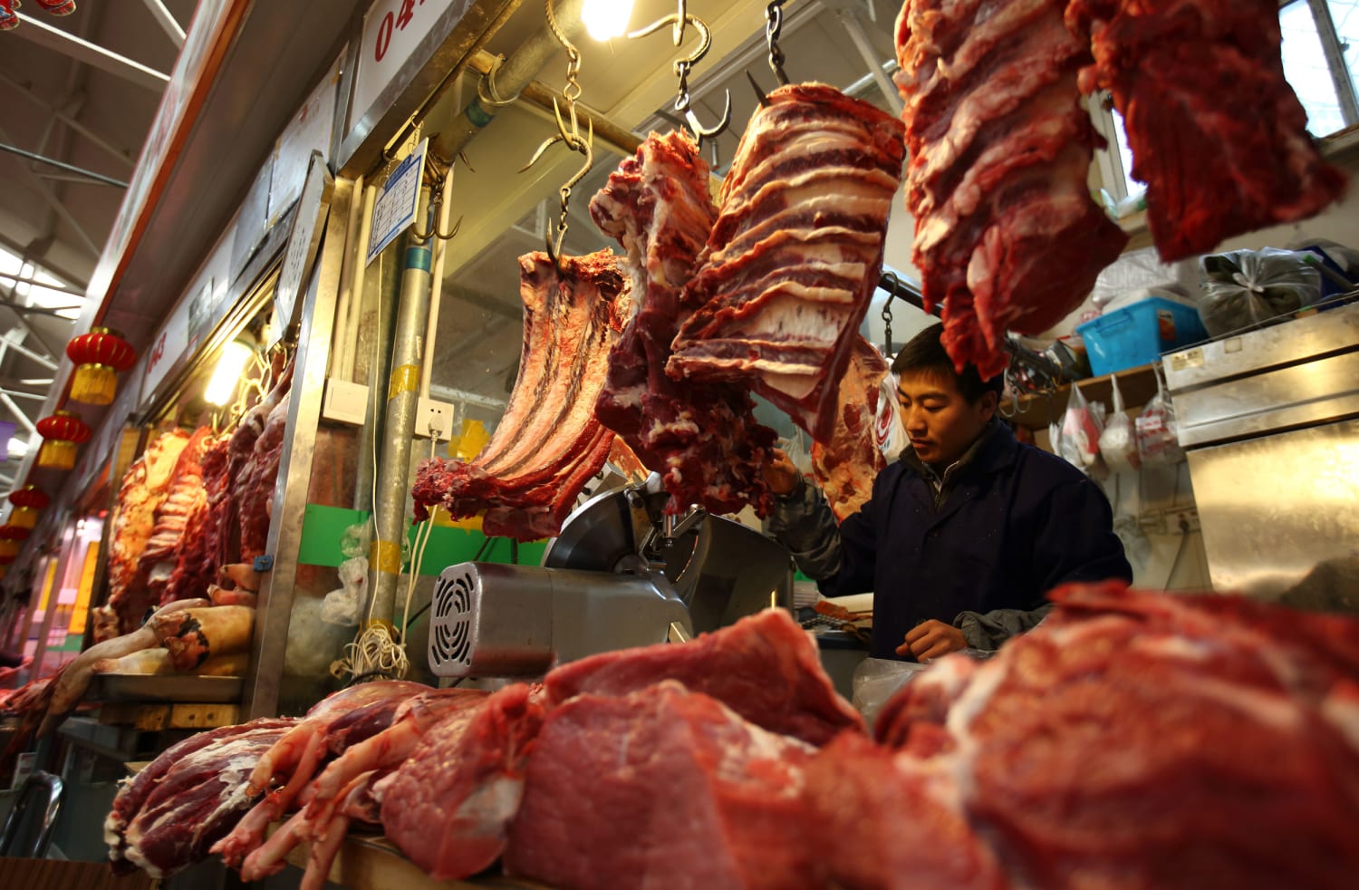 Rotting Frozen Meat From 1970s Seized in China Smuggling Crackdown