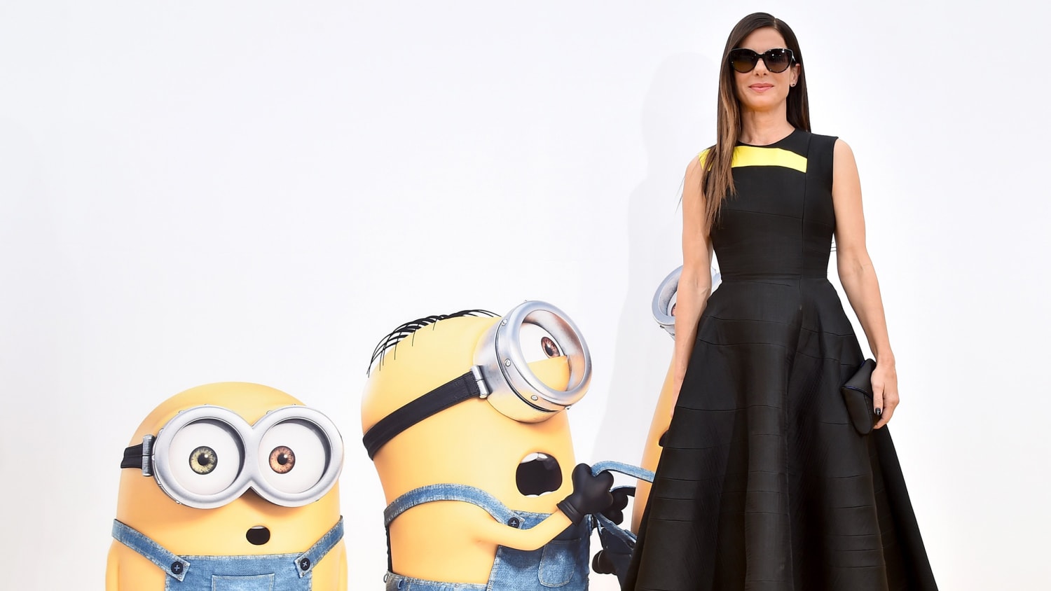 Minions mania: le scarpe di Sandra Bullock sono state vendute per  beneficenza