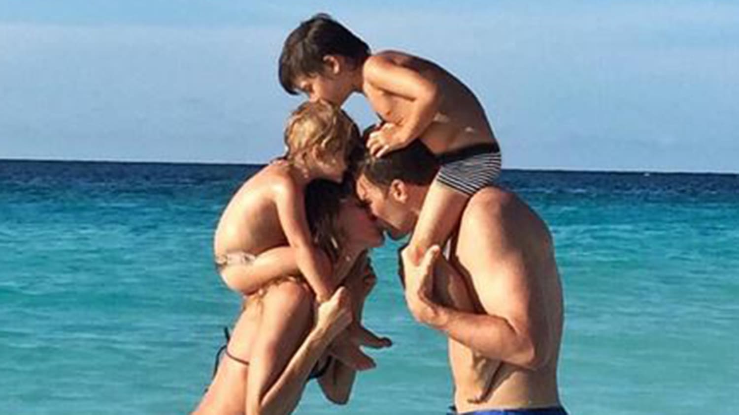 Forget Deflate Gate See Gisele Bundchen S Supportive Birthday Post To Tom Brady