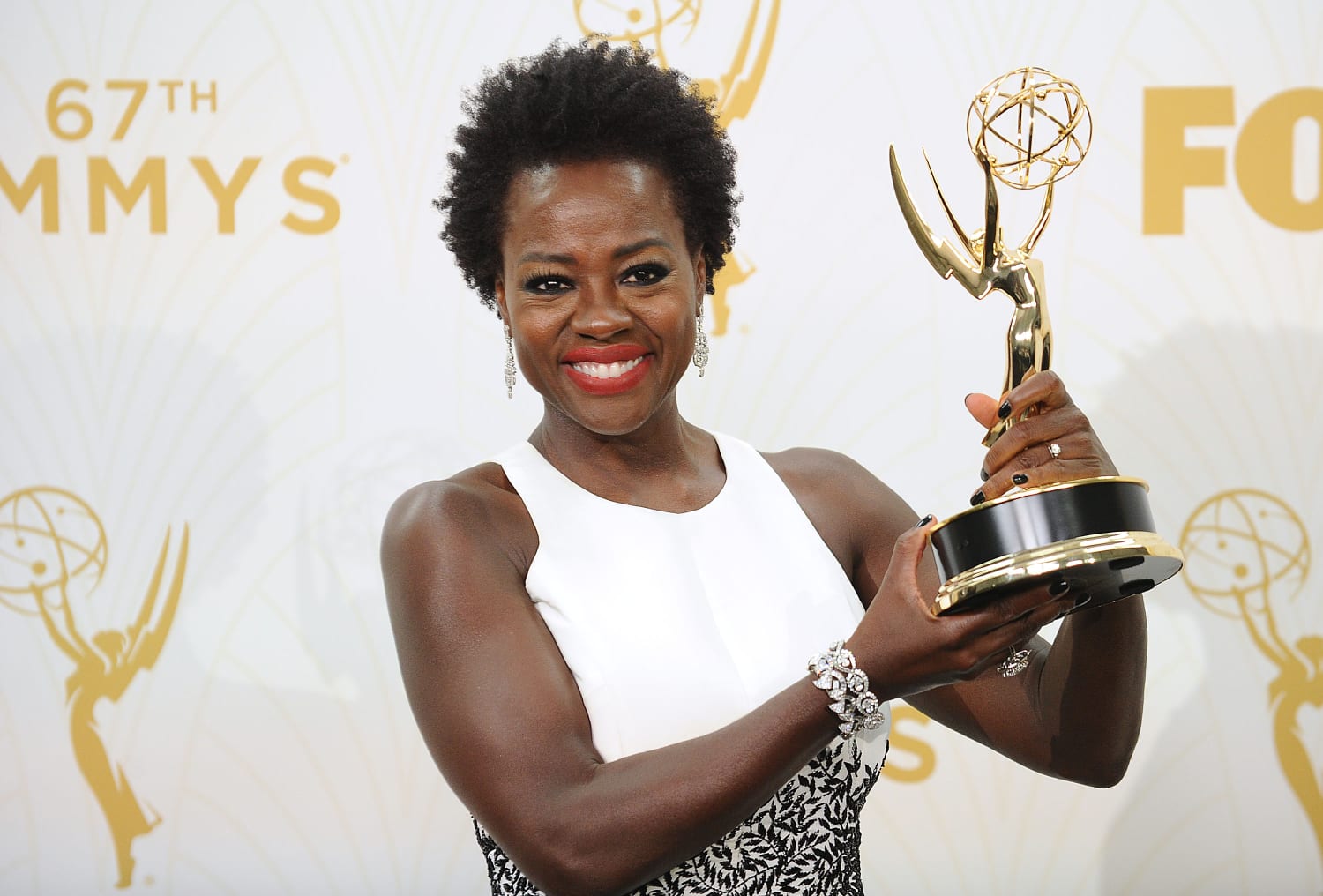 Viola Davis As Young Actor Thought Her 'Blackness' Had to 'Disappear