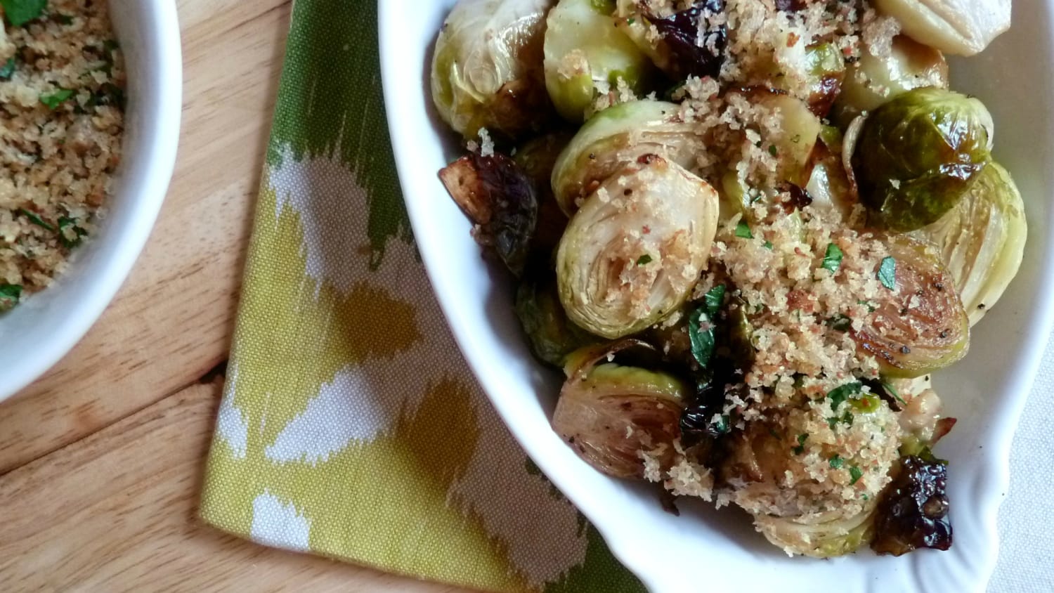 Roasted Brussels Sprouts with Garlicky Bread Crumbs