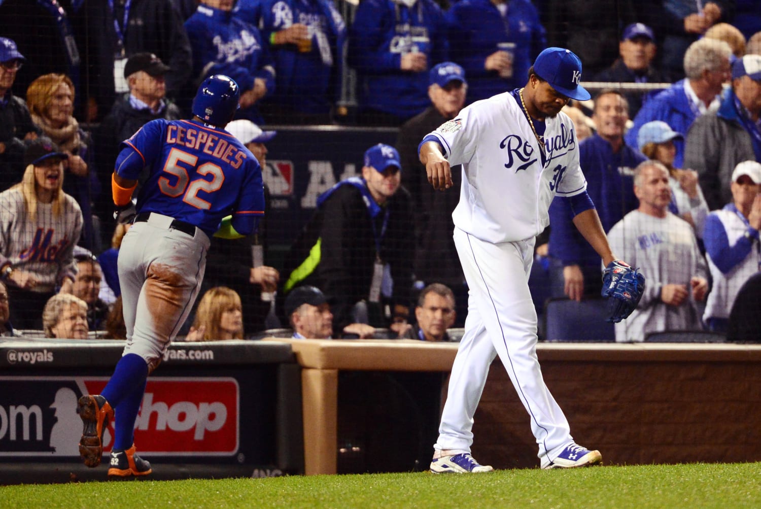 Royals pitcher Edinson Volquez loses father before taking mound