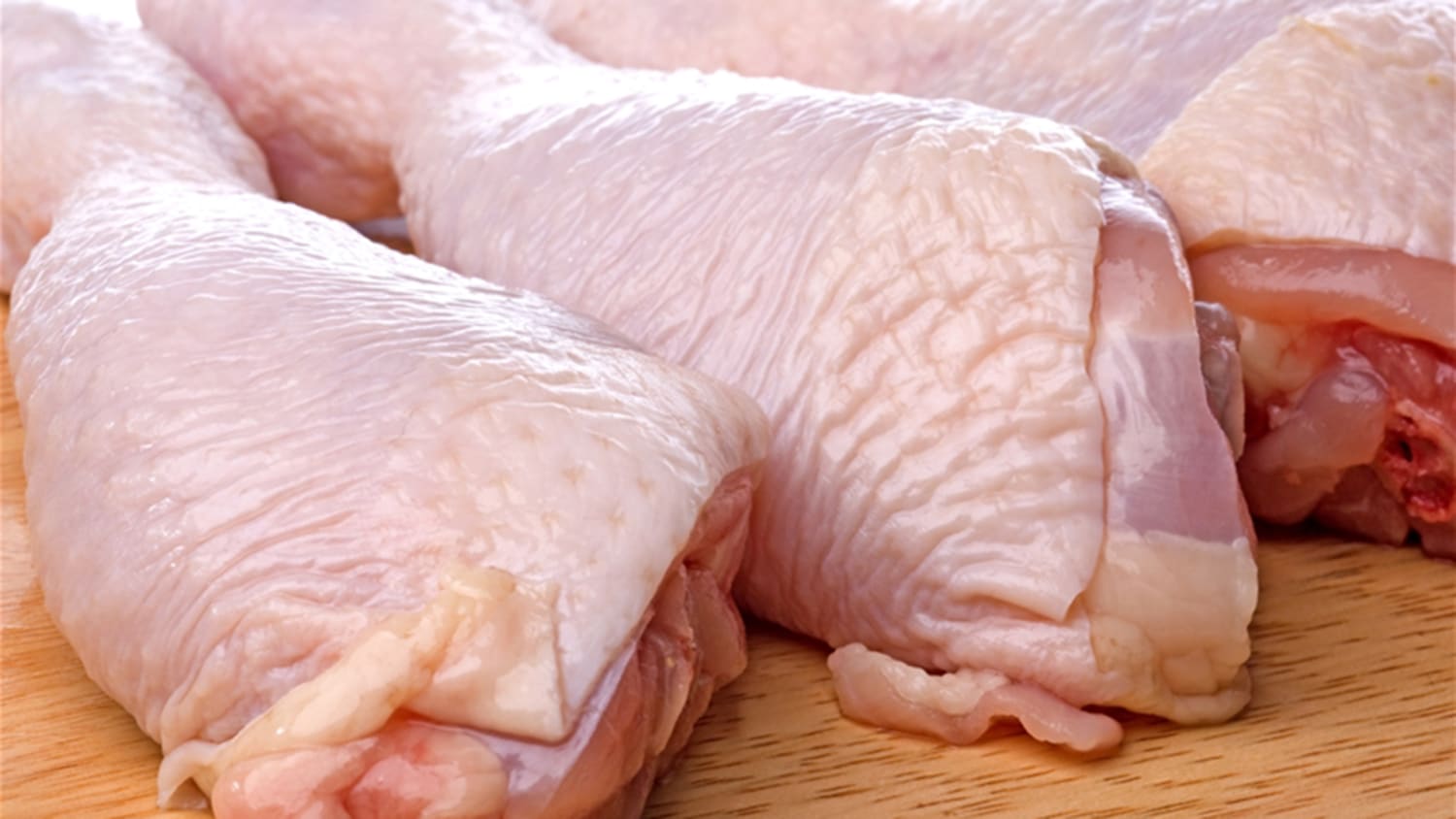 Should You Wash Raw Chicken? Here's What the CDC Says