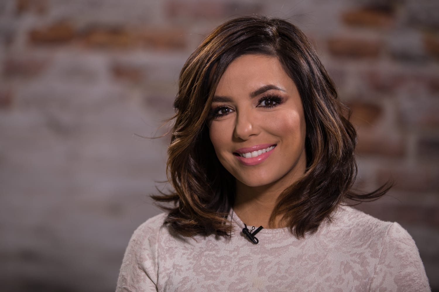 How to get Eva Longoria's long layered look for your hair
