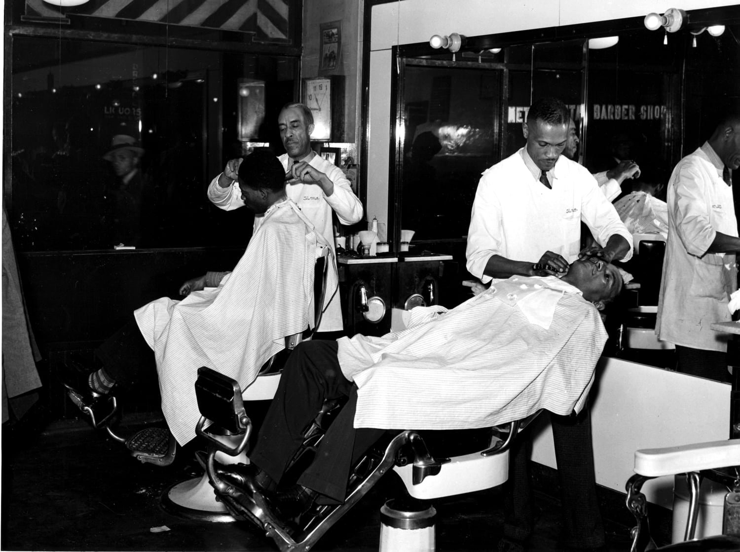 KM on X: White politician goes to black barbershop is a weird