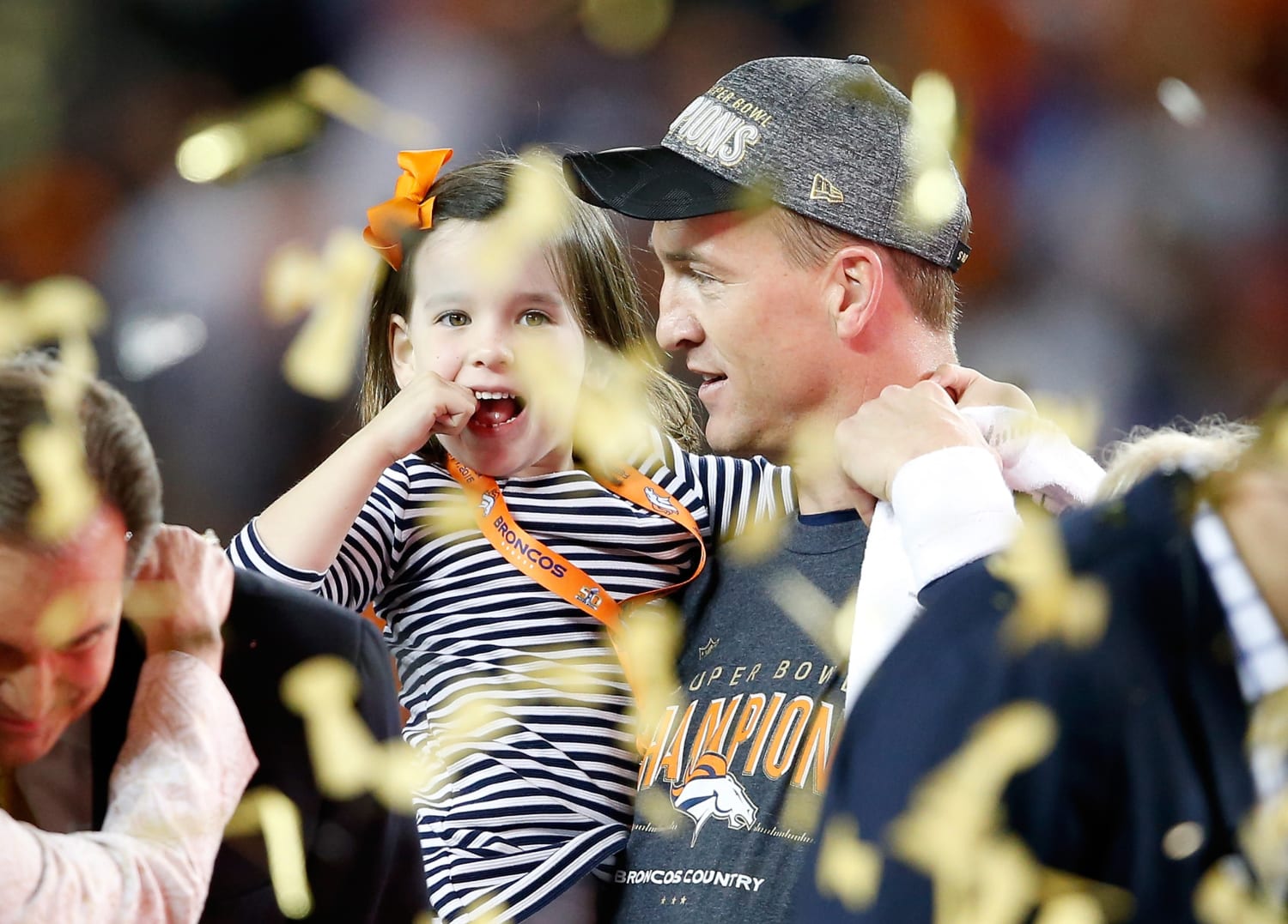 Super Bowl 50: See how Peyton Manning's family celebrates Broncos