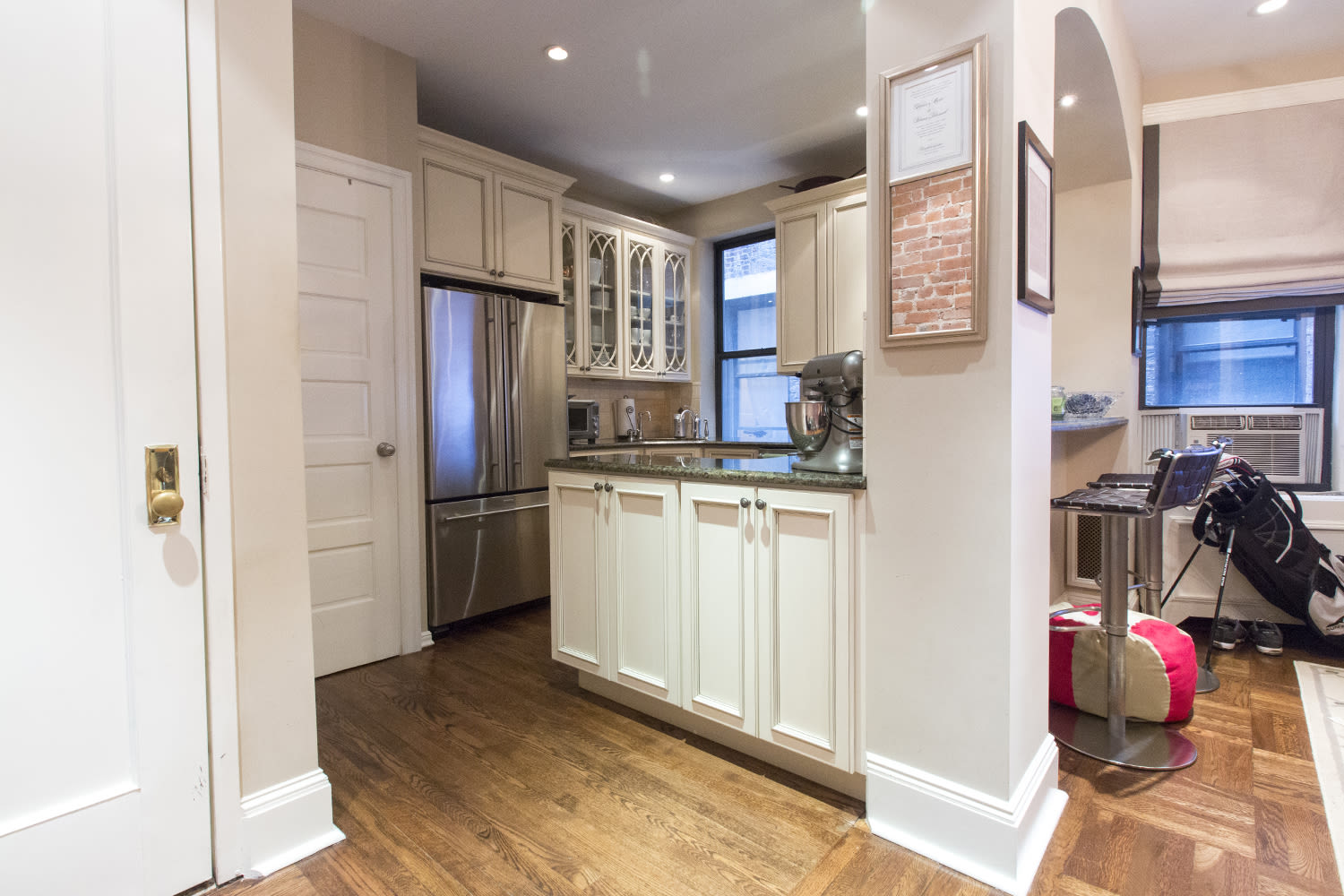 dylan-dreyer-invites-you-to-see-the-heart-of-her-home