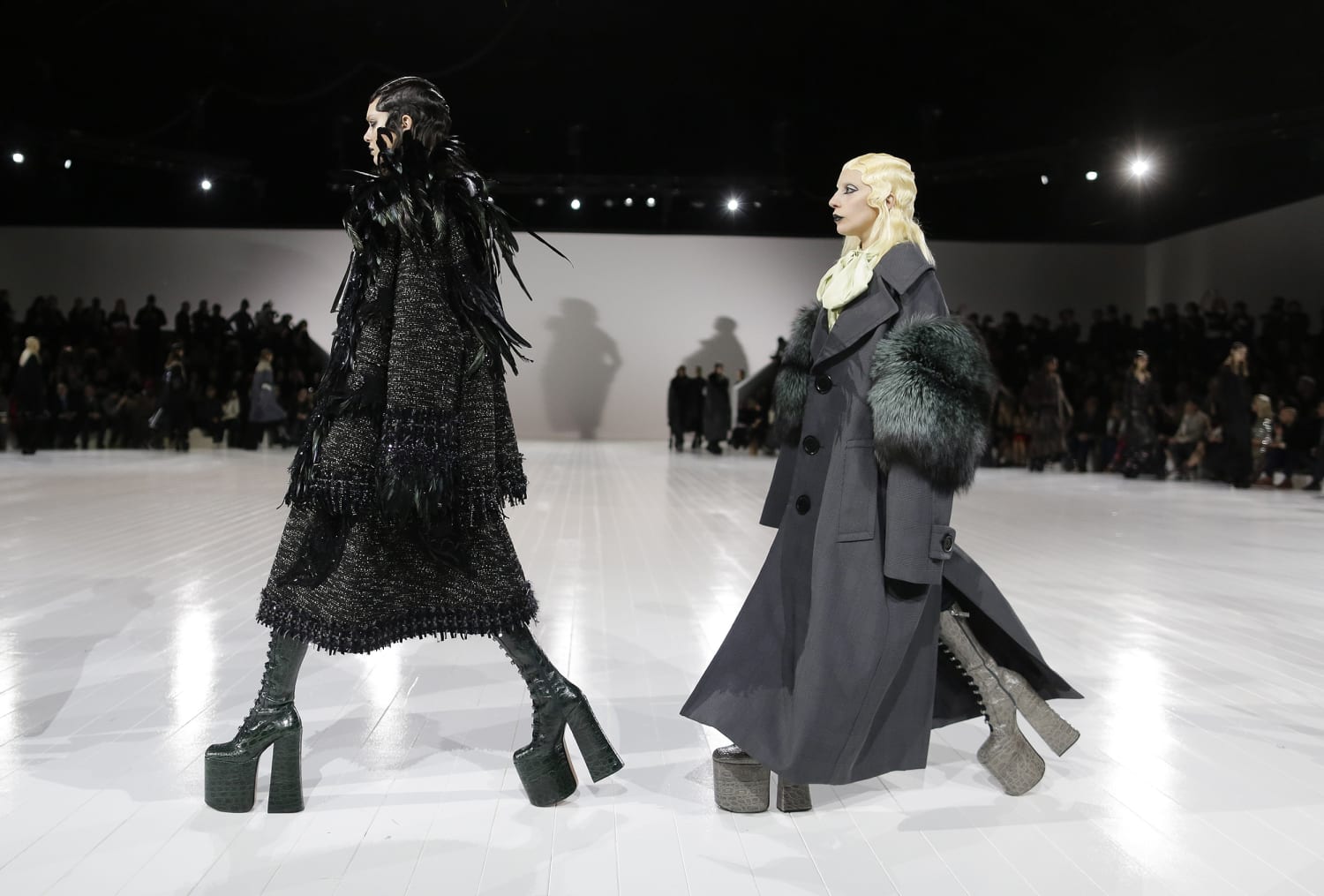Marc by Marc Jacobs fashion line to close