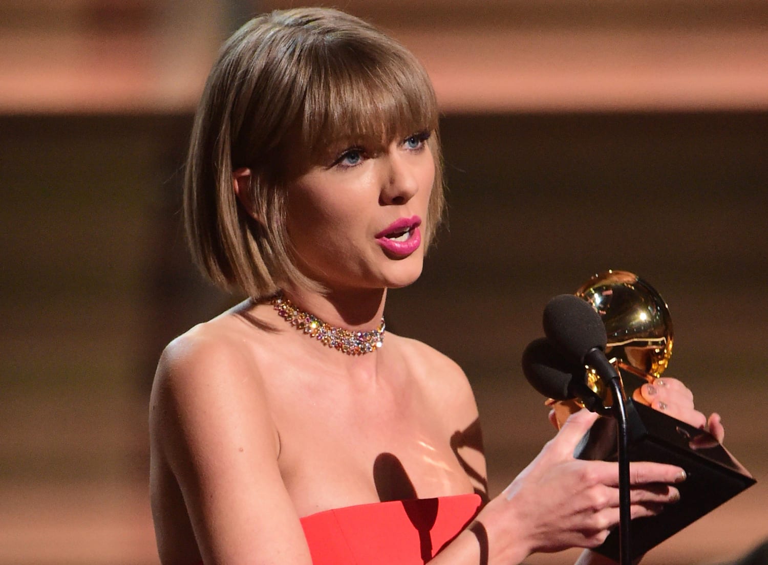 Grammys 2016: Did Taylor Swift call out Kanye West during win for Album of  Year?