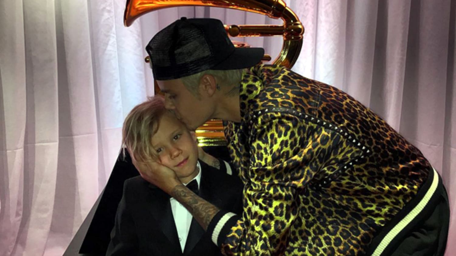 Grammys Instagram S Most Liked Pics Feature Justin Bieber Taylor Swift And More