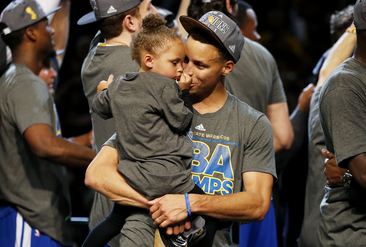 Riley Curry is the cutest Warriors fan ever