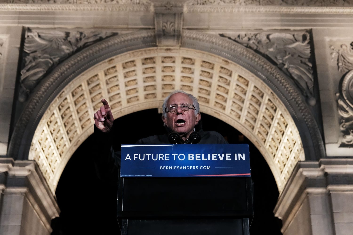 New York 'Feels the Bern' at Huge Sanders Rally