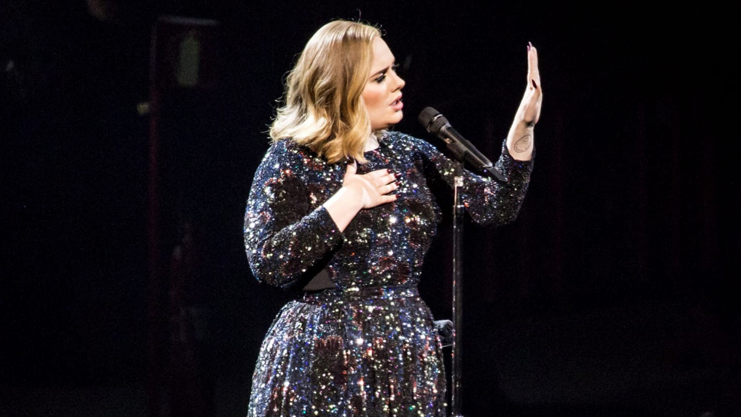 Adele Forgot The Lyrics to One of Her Own Songs: Watch – Billboard