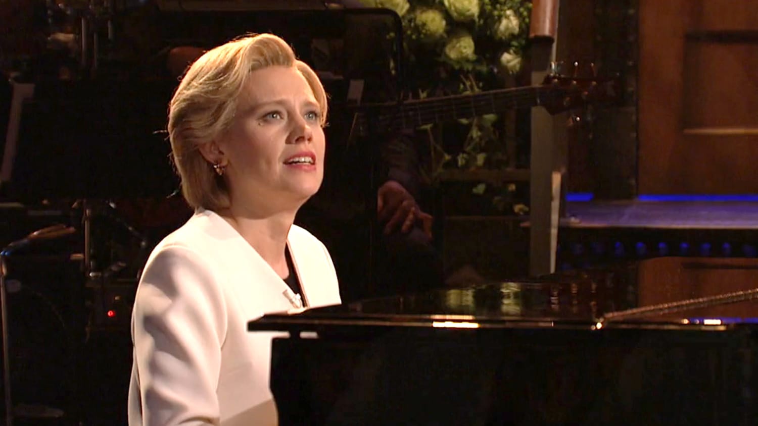 Kate sings 'Hallelujah' emotional 'Saturday Night Live' cold open