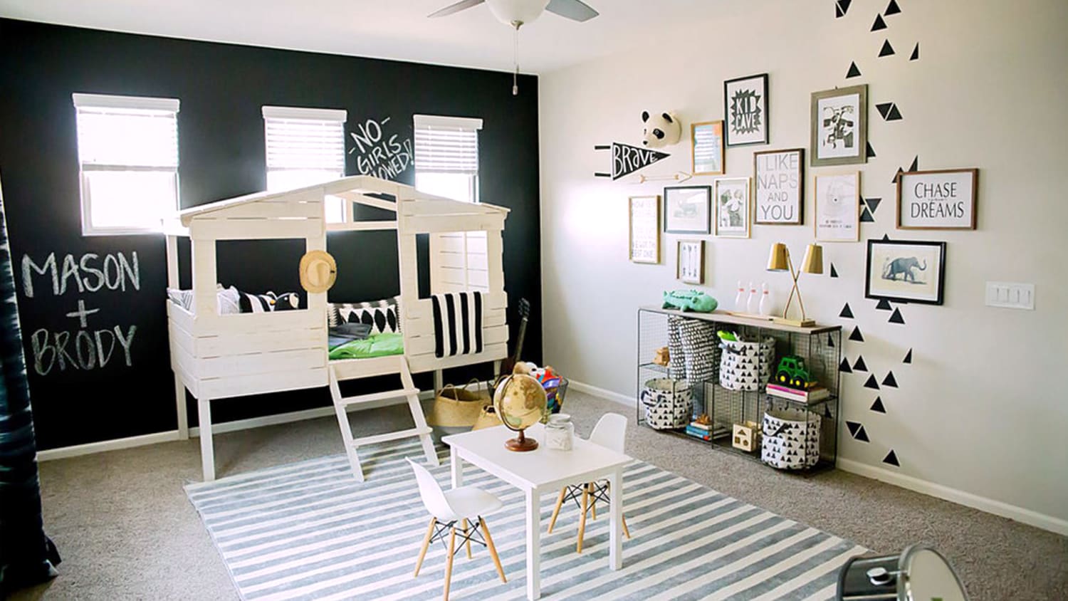 See inside this fun playroom for little boys, image size:1500x844