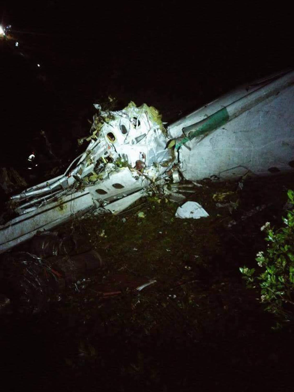 161129-lamia-plane-crash-cr-