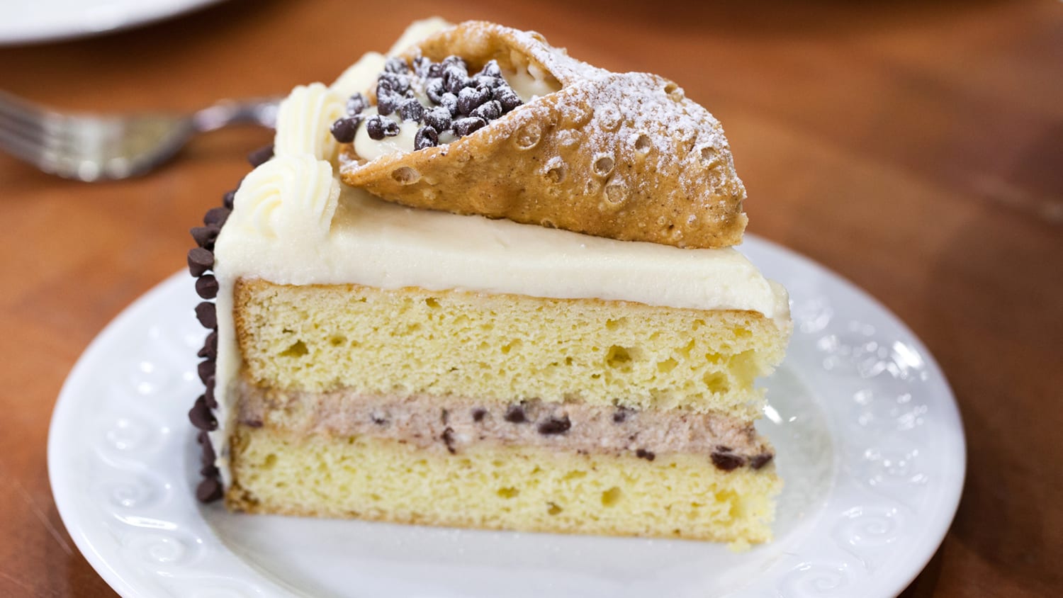 Cannoli Cake - A Mano Cafe Italian Cafe Annerley, Cakes made to order