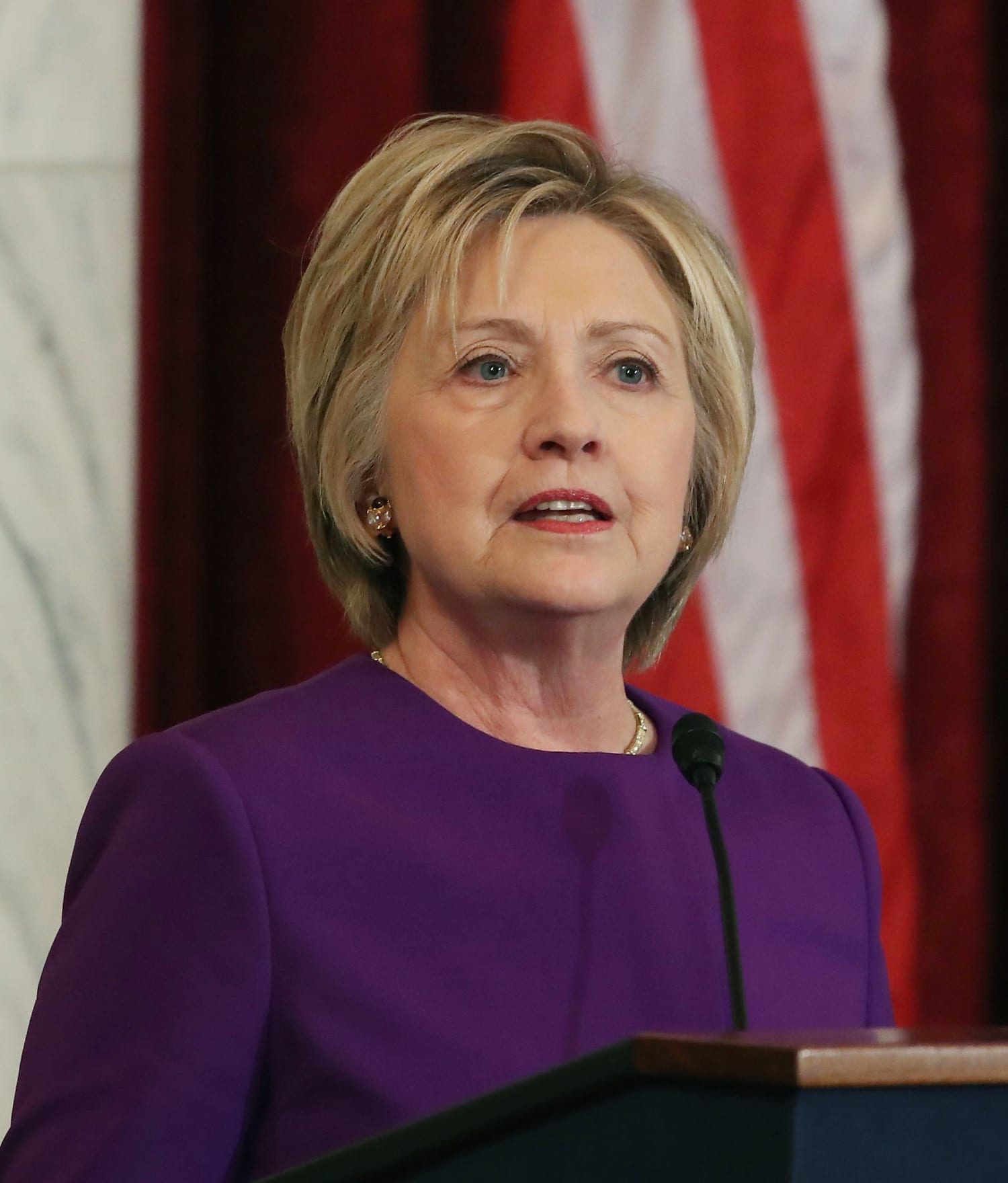 It's Time for Hillary Clinton to Gracefully Bow Out of Public Life, Along  with All Other Women