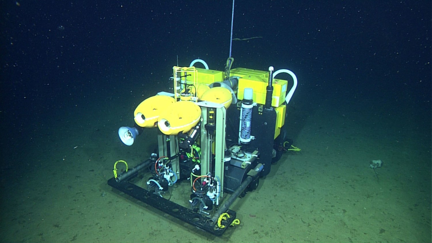 Использование подводных роботов. Глубоководный робот ROV Kiel 6000. Подводный робот Батискаф. Подводный телеуправляемый аппарат "Гном". Глубоководный аппарат клавесин.