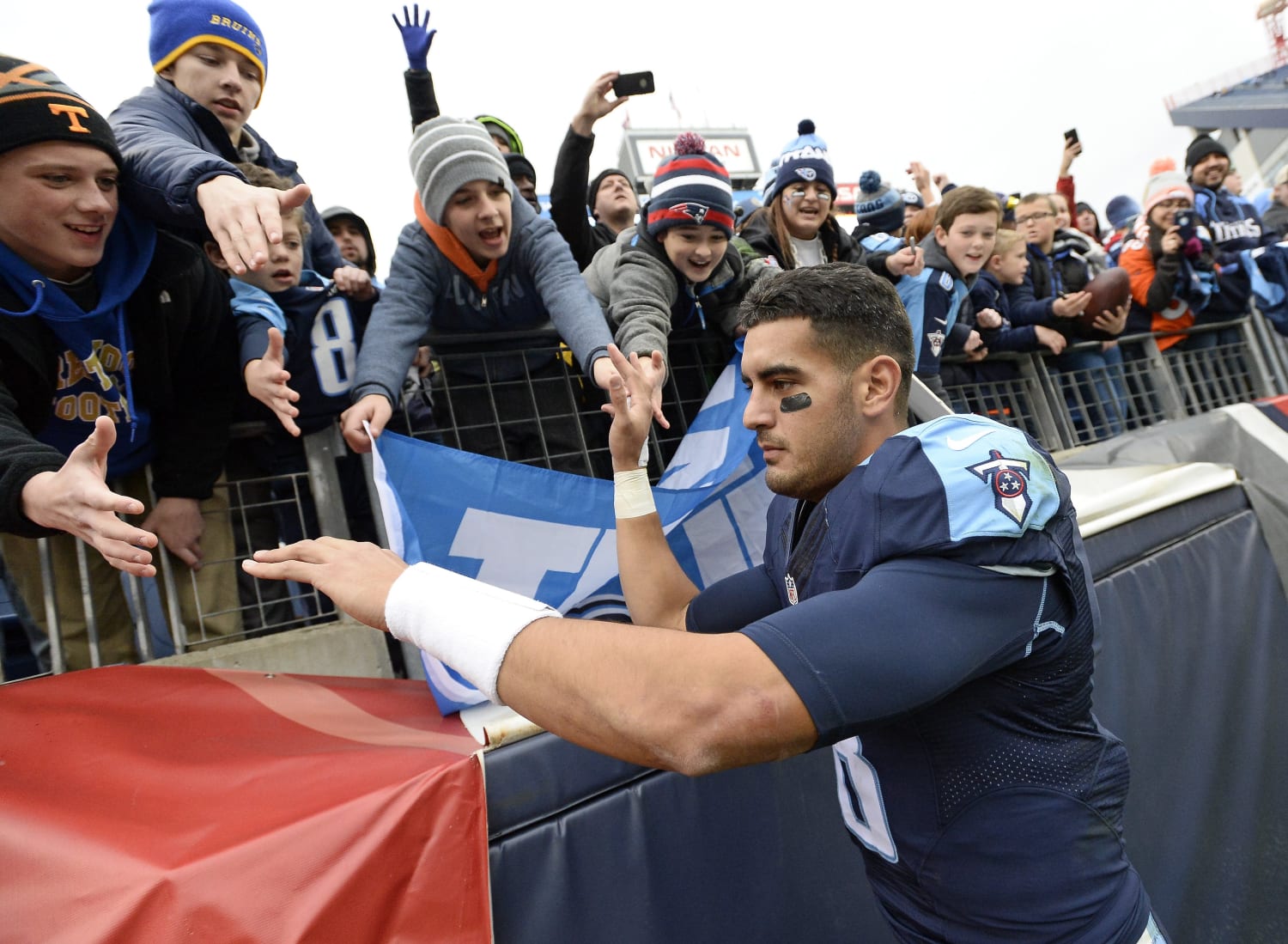 Oregon Ducks In The NFL: Marcus Mariota Begins 2016 Bigger and More Vocal  With Tennessee Titans