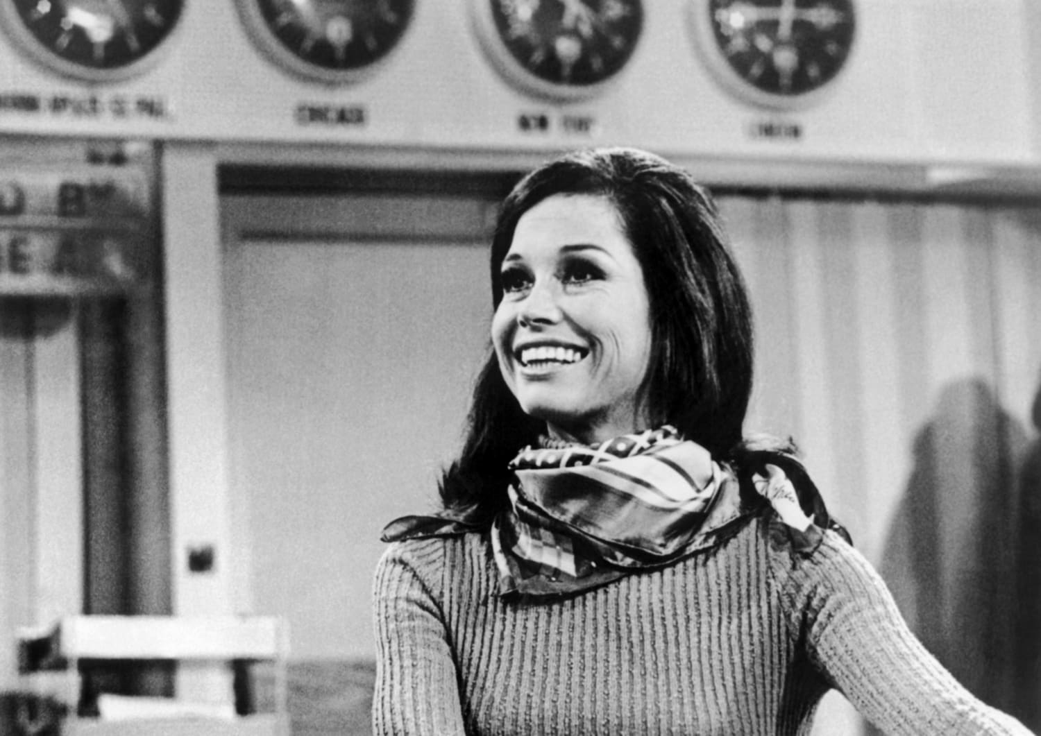 Hats off to Mary Tyler Moore, who just turned 80