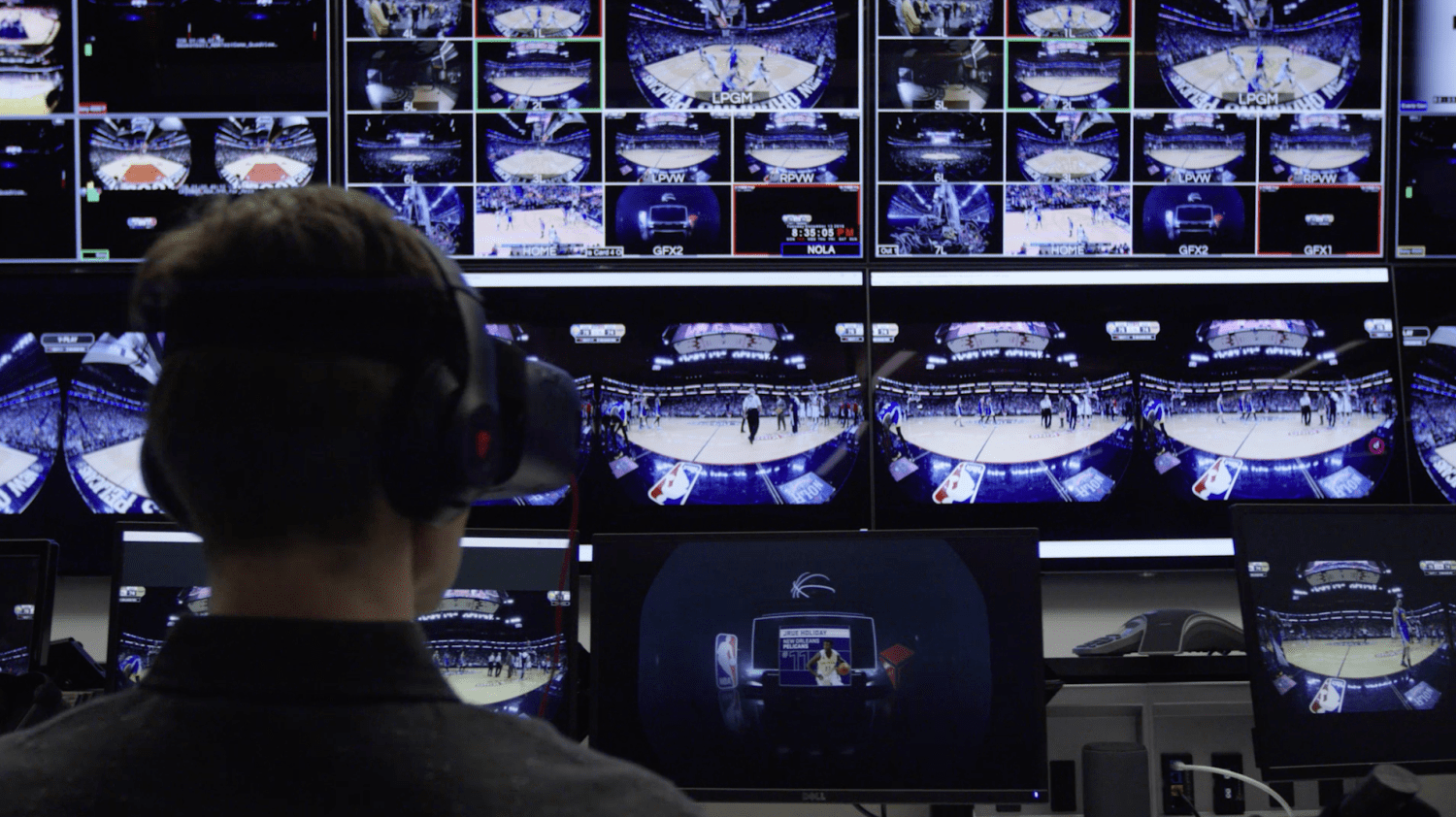 Soon Virtual Reality Will Let Everyone Attend the Super Bowl