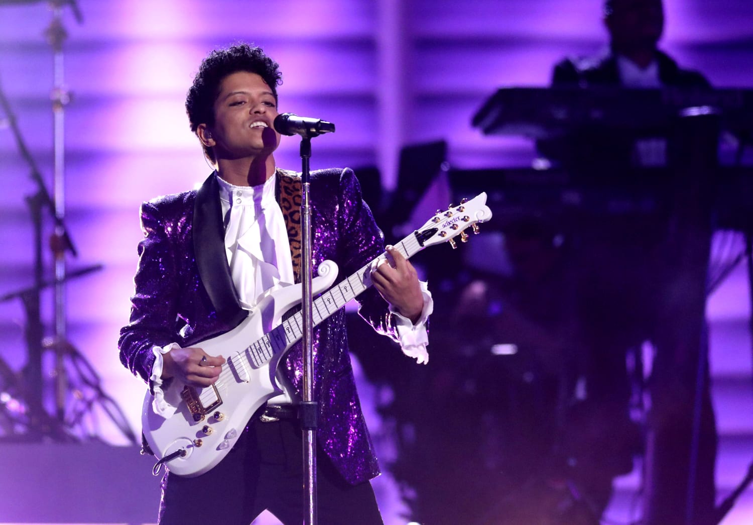 Bruno Mars Channels Prince In Epic Grammys Tribute