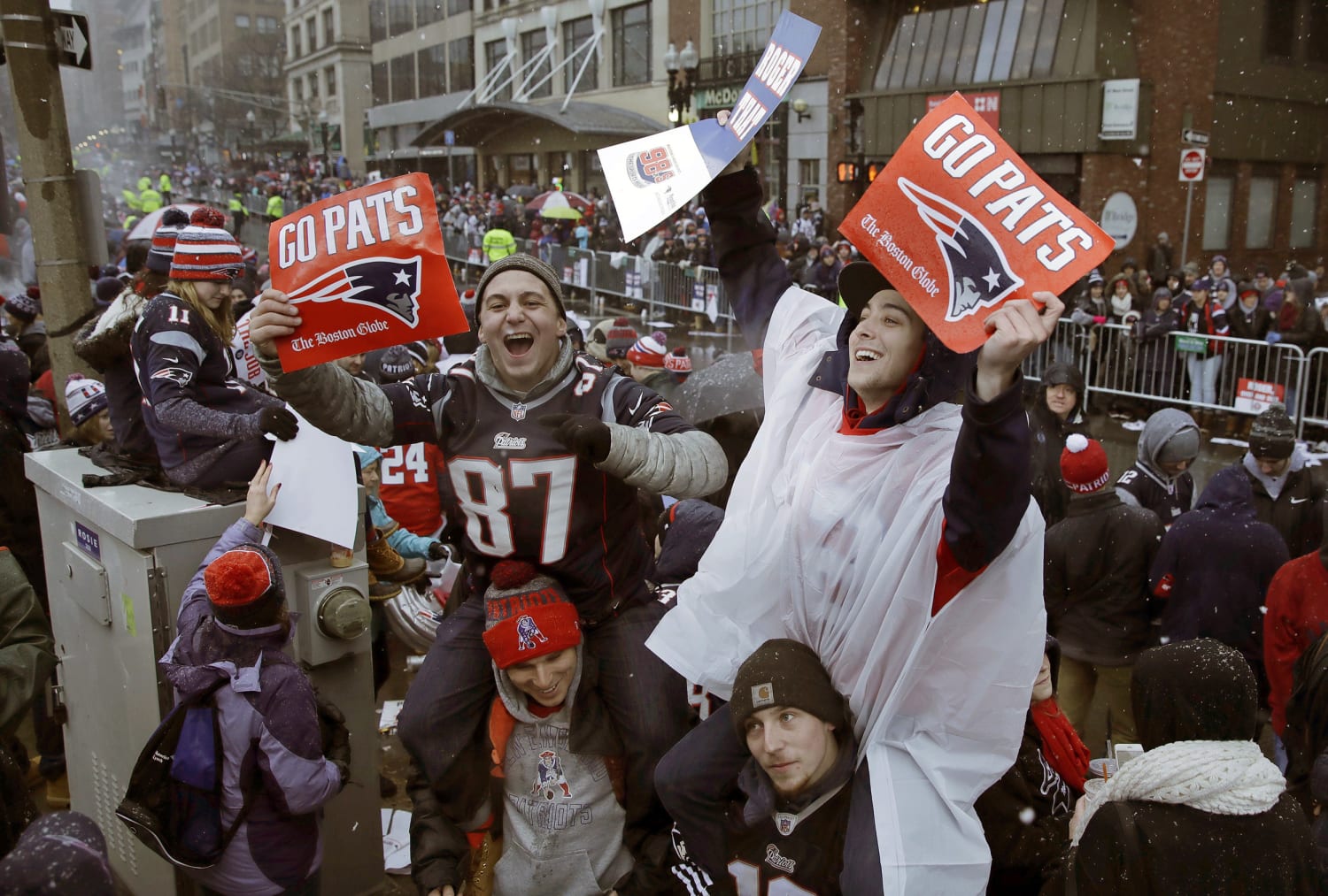 PHOTOS: Patriots Super Bowl victory parade - WTOP News