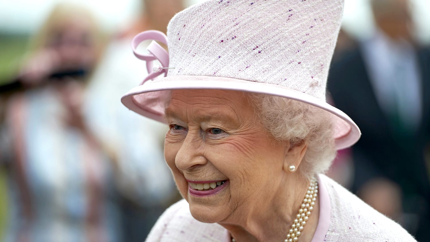 Decoding the secrets of Queen Elizabeth's purse