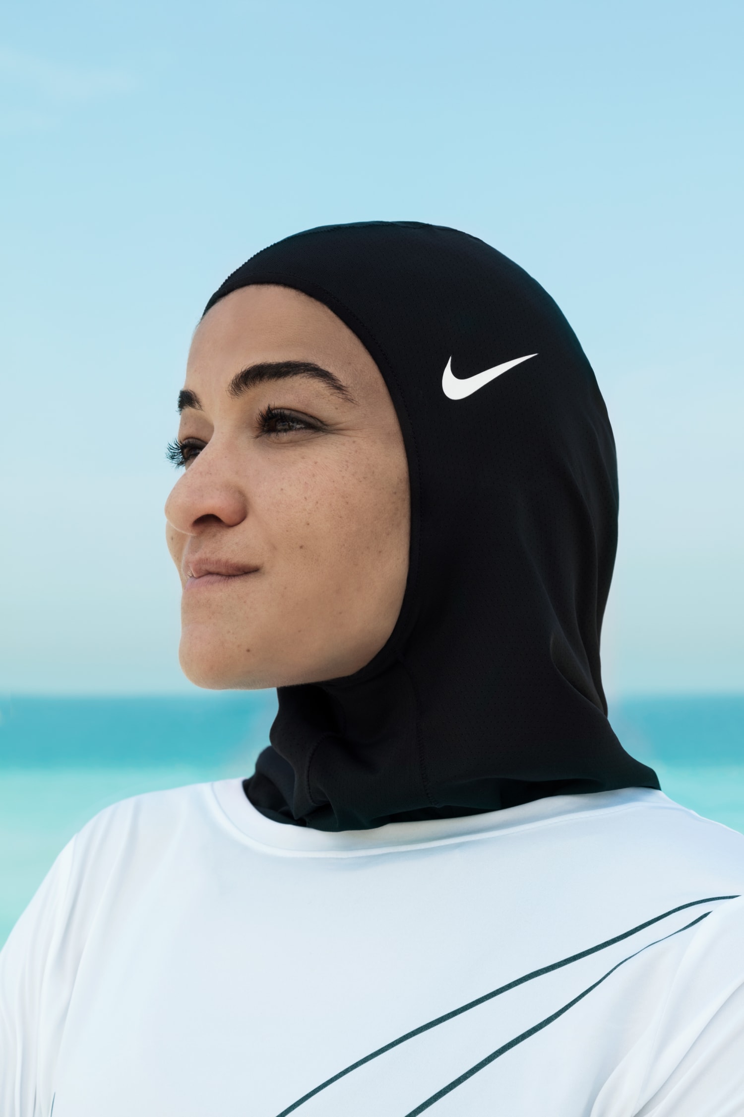embudo Rascacielos cúbico Nike Announces 'Pro Hijab' in Foray into Modest Sportswear Market