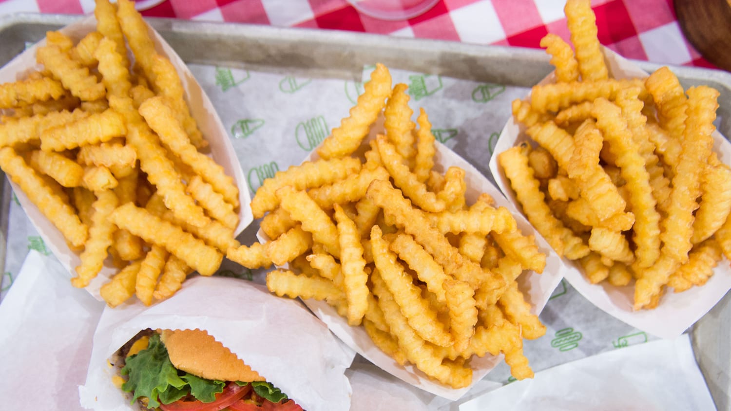 Homemade Crinkle Cut Fries - Elephantastic Vegan