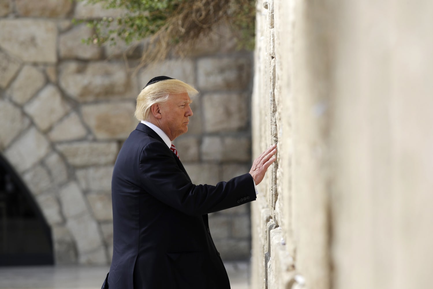 Hebrew  TRUMP 2020 טראמפ Donald Trump Yarmulke Kippah Red Suede MAGA KAG 
