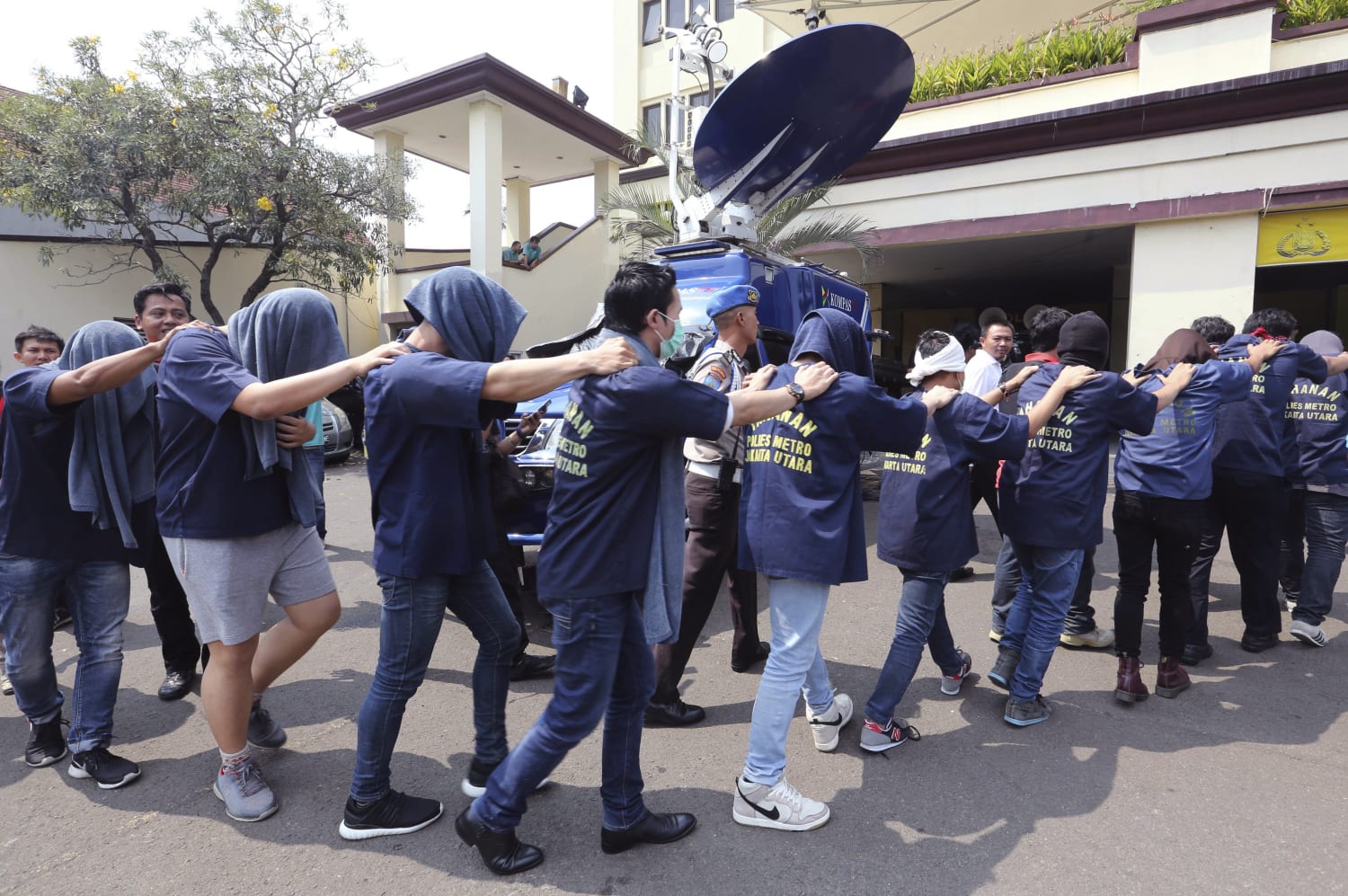 5445px x 3620px - Indonesian Police Detain 141 Men in Gay Club Raid