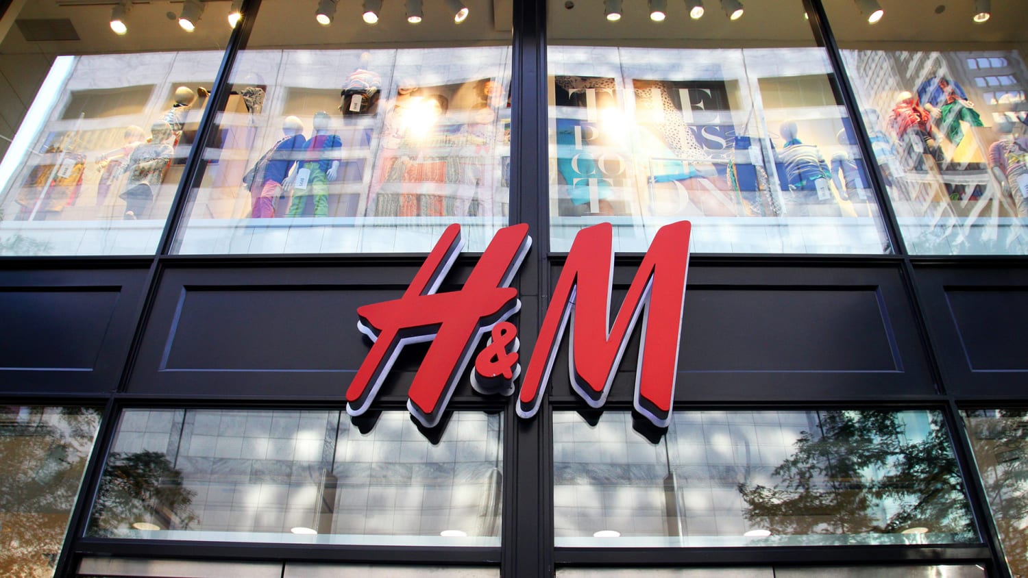 h&m store