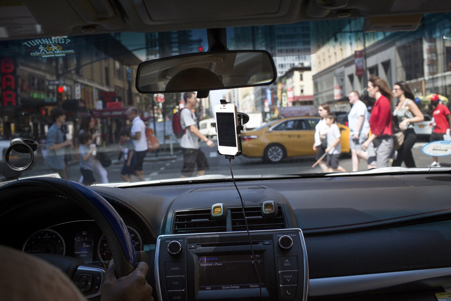 Uber Driver Fined in Florida for Not Speaking English