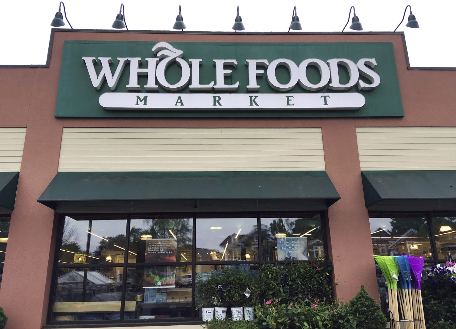 offering delivery from Whole Foods through Prime Now