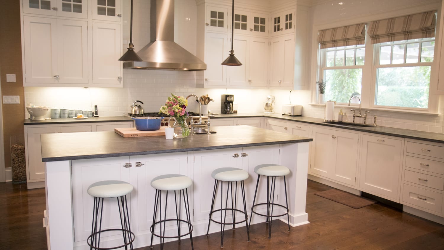 Katie Lee's kitchen: See inside her Water Mill home