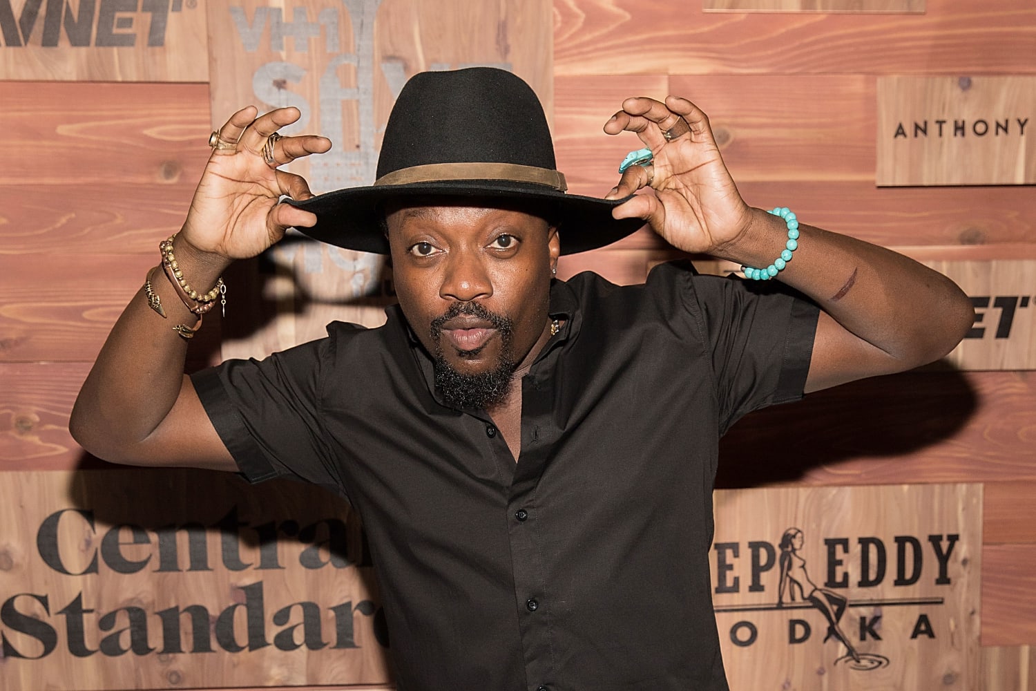 It S Getting Steamy In The Kitchen With Anthony Hamilton