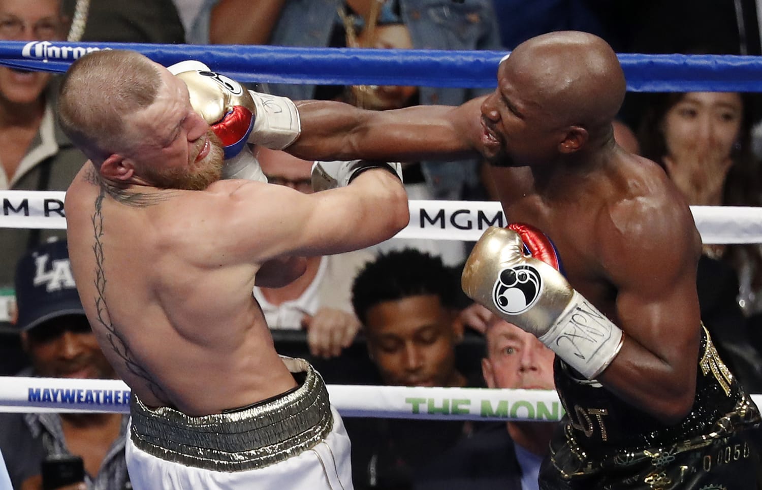 Mayweather Dominates Conor McGregor Late to Reach 50-0