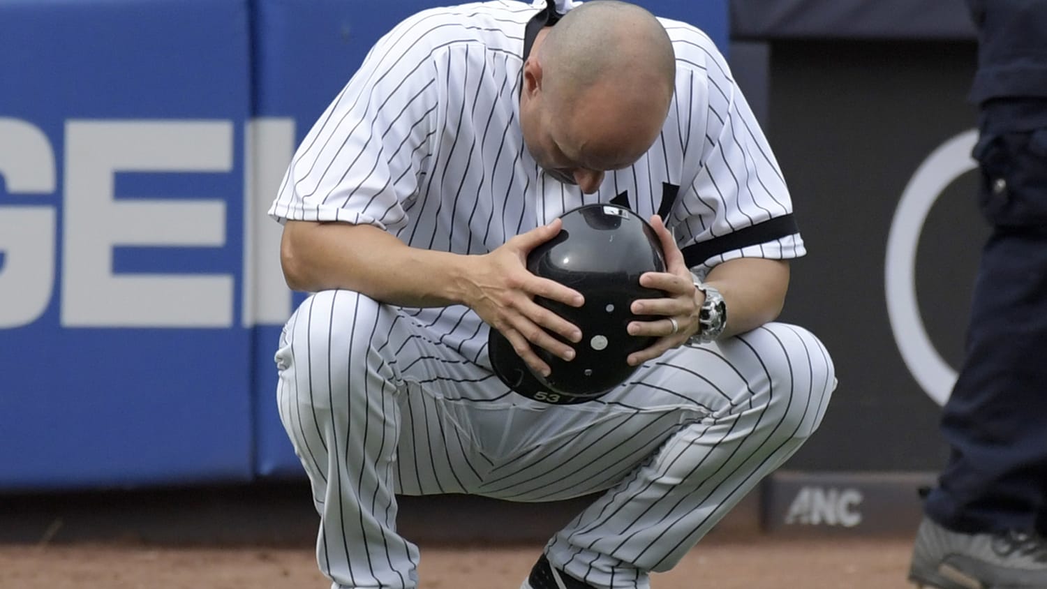 Girl's recovery from Yankees foul ball is 'a miracle,' dad says