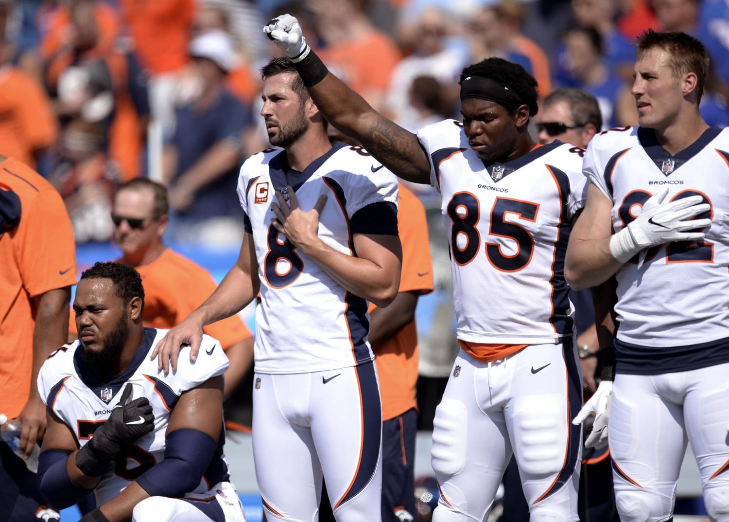 Ravens and Jaguars Players Kneel and Lock Arms During National Anthem