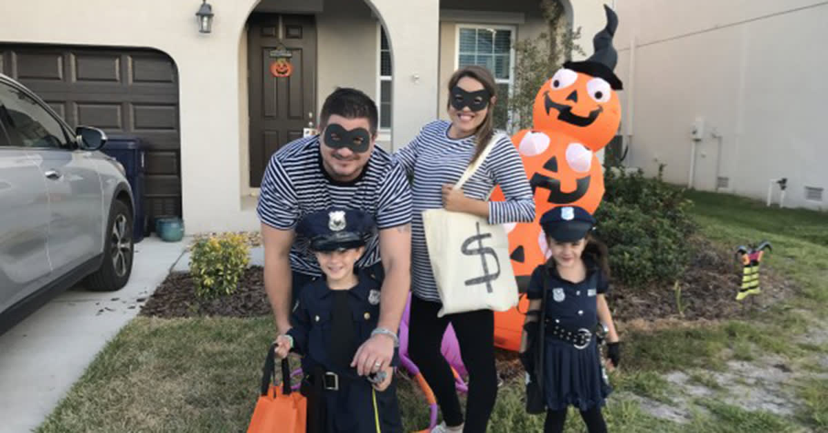 31 Days Of Halloween Costumes Cops And Robbers