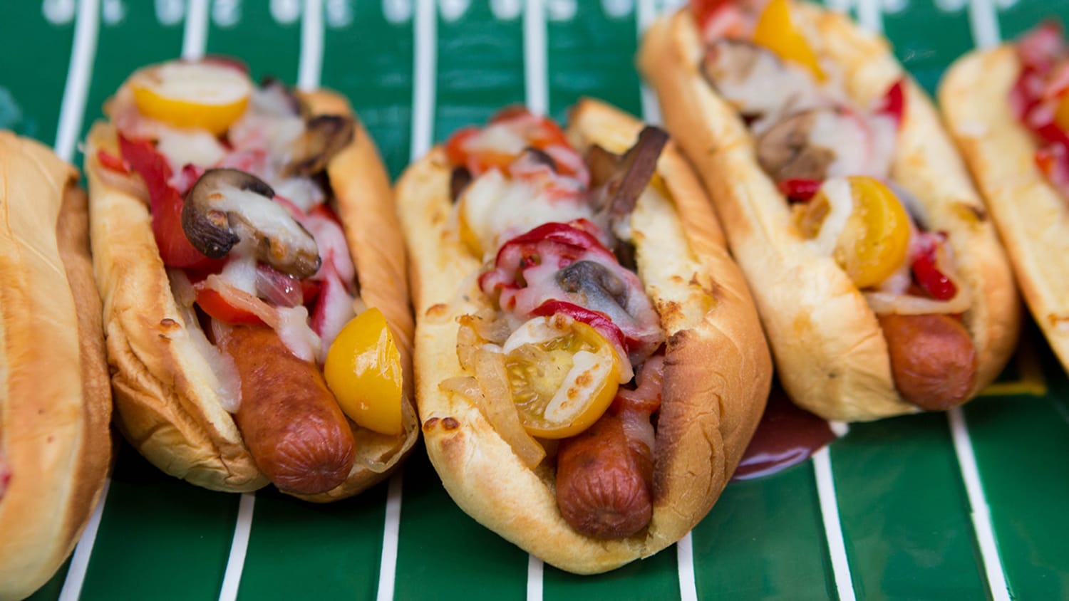 LA Style Hot Dogs : r/GifRecipes