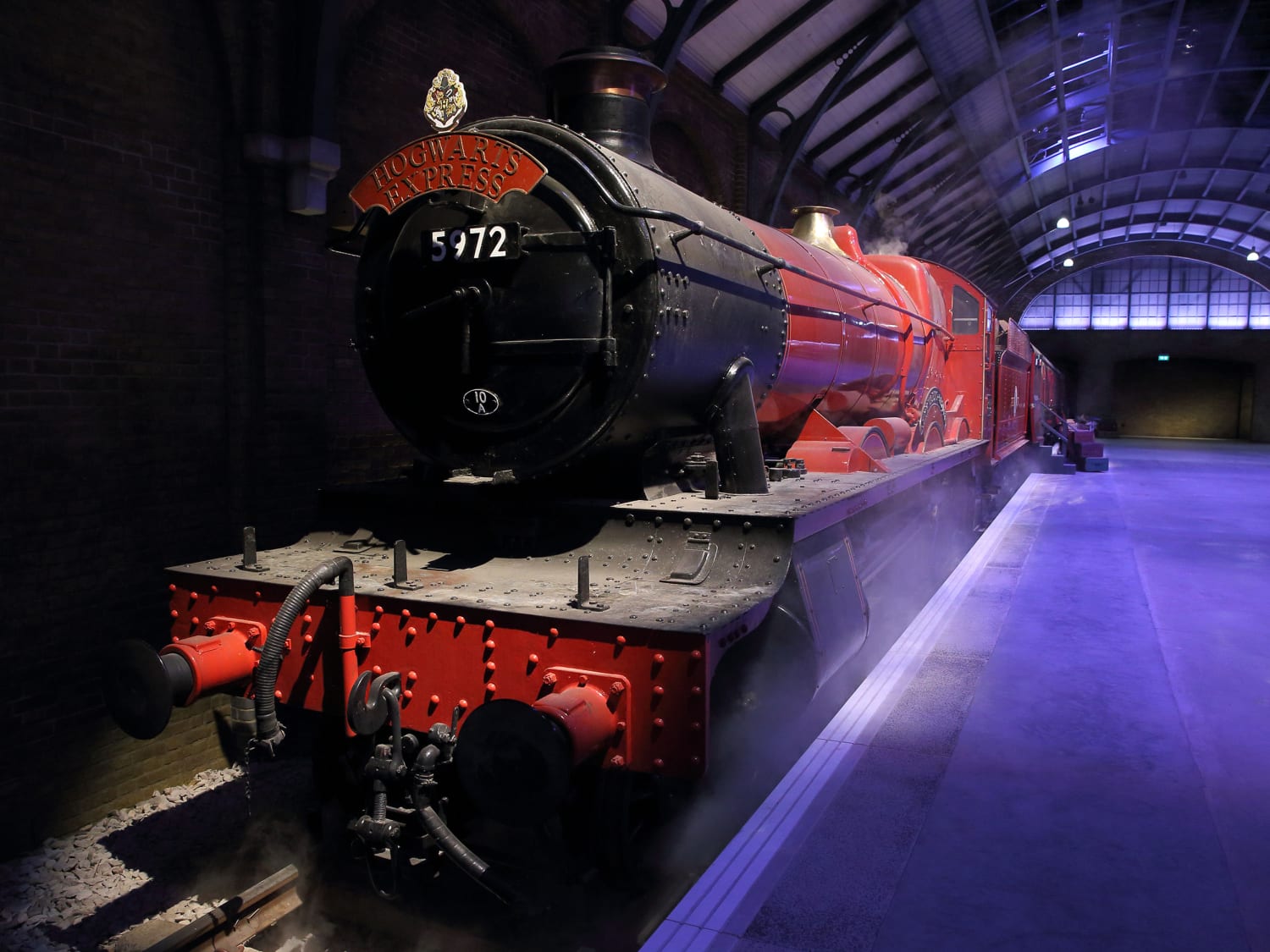 Hogwarts Express train rescues family stranded in Scotland