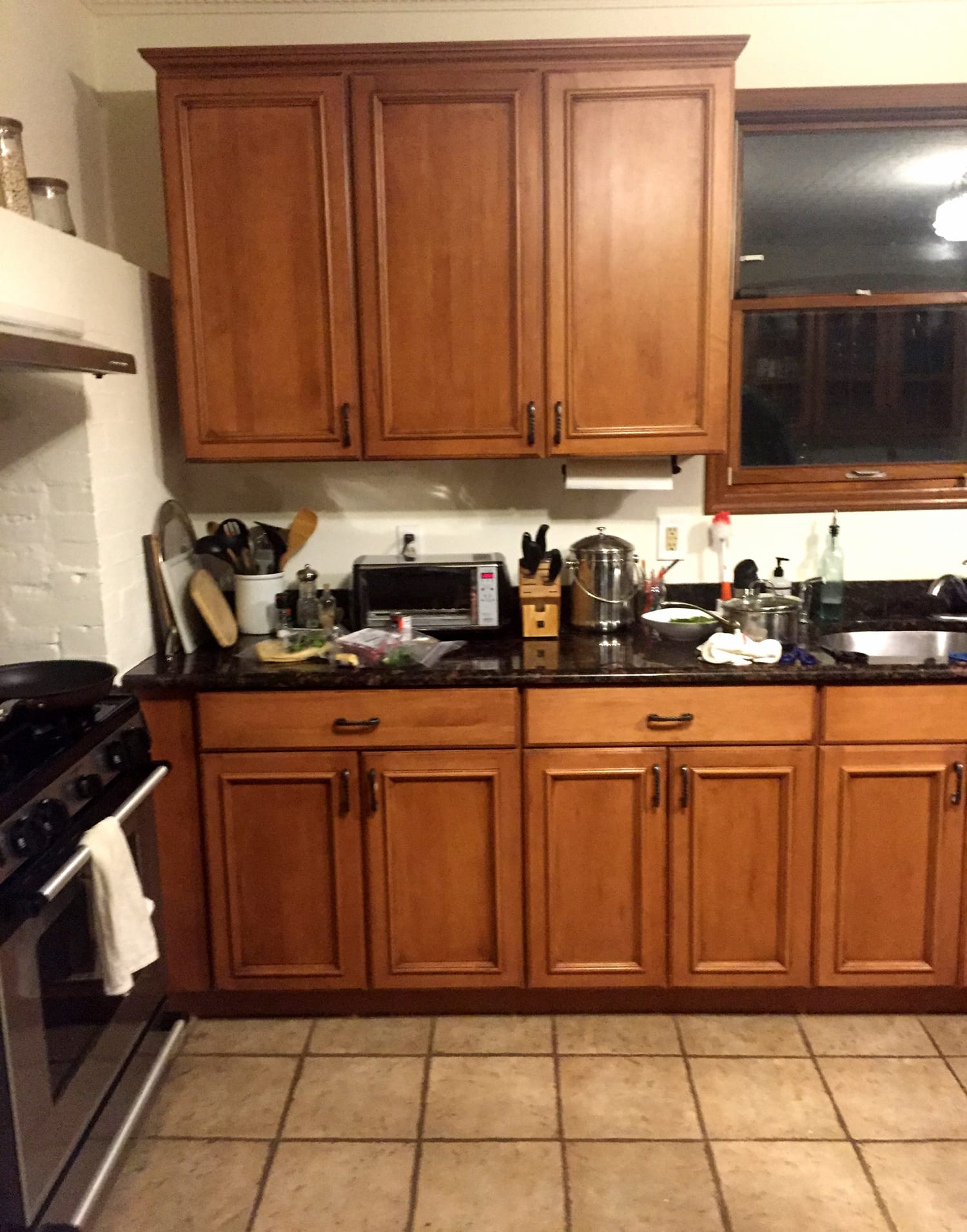 How $25 and some Chalk Paint totally transformed this kitchen