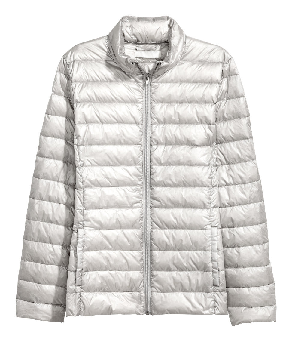 Fashion Must Have: Uniqlo Ultra Light Down Coat - Stylish Life for Moms