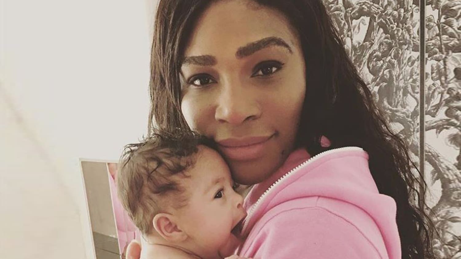 Serena Williams, Alexis Ohanian Strike Sweet Pose with Olympia at Niece's  Derby-Themed Wedding